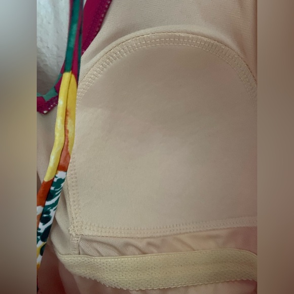 NWOT Kona Sol Pink Tropical Floral One Piece Bathing Suit Size Small - Picture 4 of 6